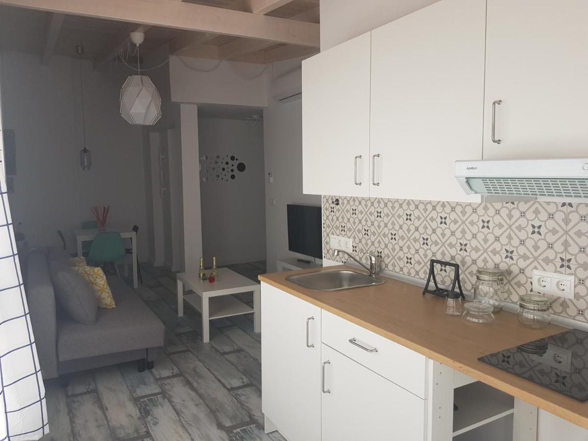 Apt 6 - Apartamento En La Playa De El Palo مالقة المظهر الخارجي الصورة