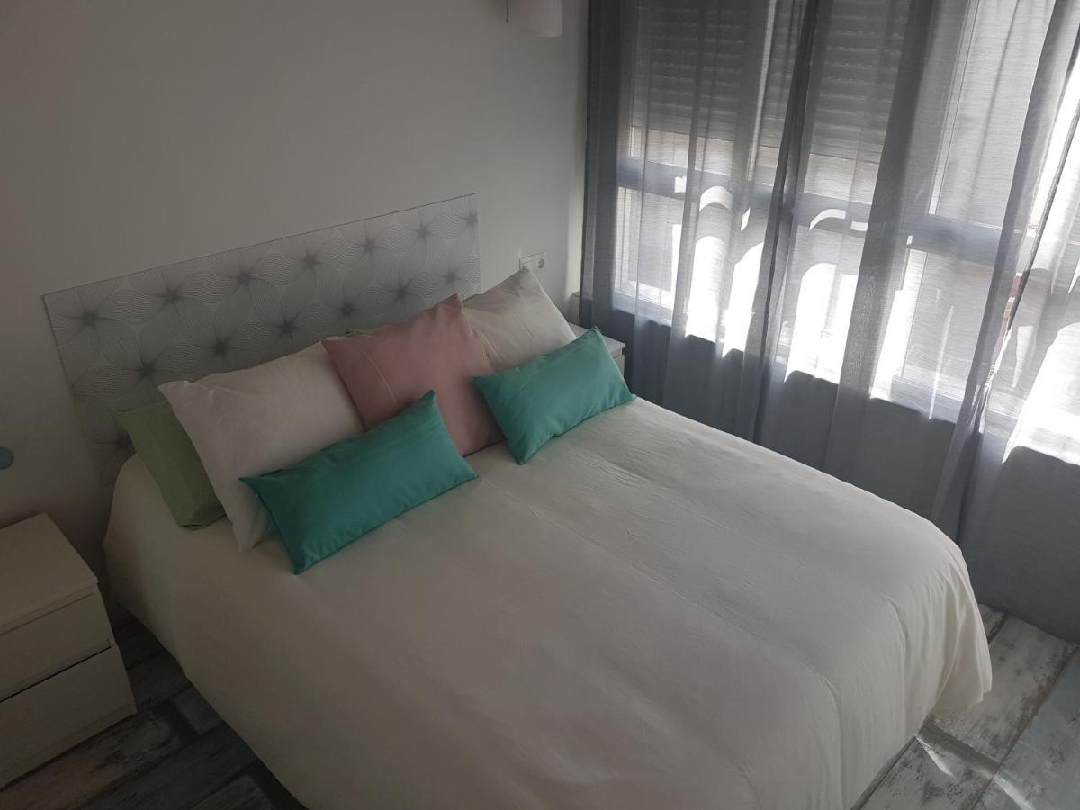 Apt 6 - Apartamento En La Playa De El Palo مالقة المظهر الخارجي الصورة